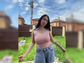 BustyLina webcam model stream image