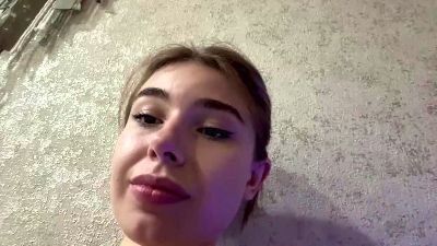 JaniGaron webcam model stream image