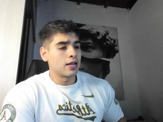 Nicolas Dwayne webcam model stream image
