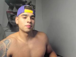 Nicolas Dwayne webcam model stream image