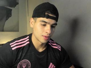 Nicolas Dwayne webcam model stream image