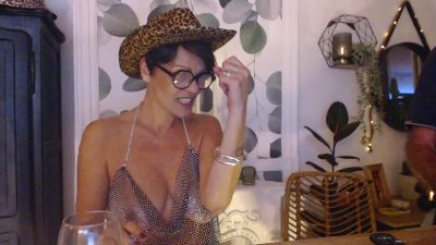 Frau_Nina webcam model stream image