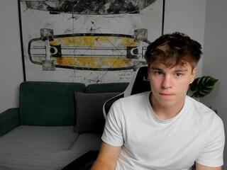 Caiden Conroy webcam flirt4free model stream image