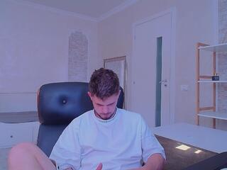 Kavin Akul webcam model stream image