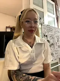babydolll webcam model stream image
