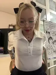 babydolll webcam model stream image