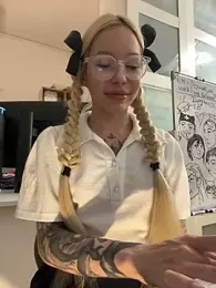 babydolll webcam model stream image