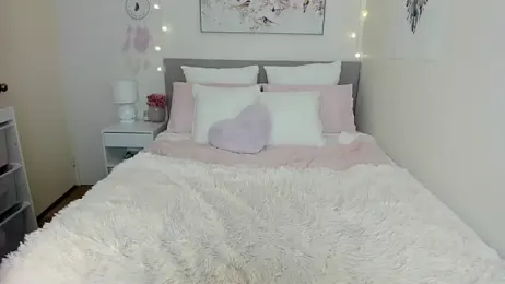 lunaraeXO webcam model stream image