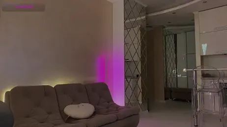yourhanna_ webcam model stream image