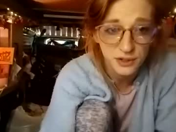 lesleygumgrass webcam model stream image