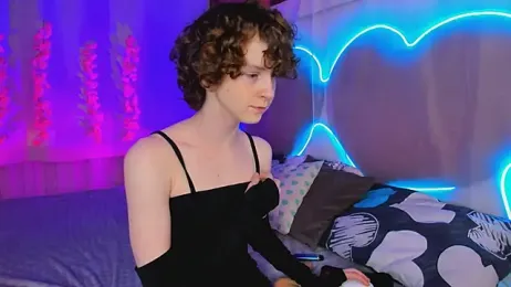 M1BabyG1rl webcam model stream image