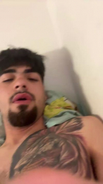 Jovencitobcn21 webcam model stream image