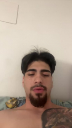 Jovencitobcn21 webcam model stream image