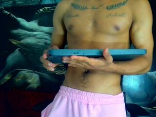 Dylann Brown webcam model stream image