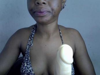 Sexyxpeach webcam bongacams model stream image