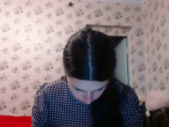 Karolina33 webcam model stream image