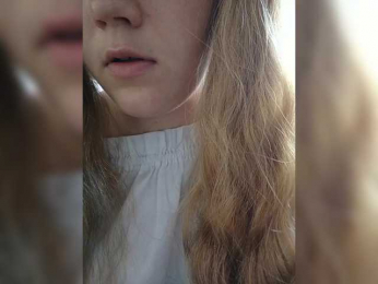 Kakdelaman webcam bongacams model stream image
