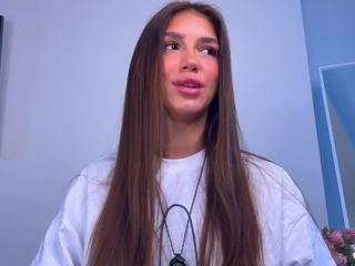 lisagreenway webcam model stream image