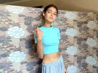 rowenaayres webcam model stream image