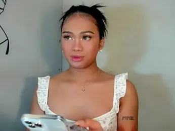 Exotic_alyssa69 webcam model stream image