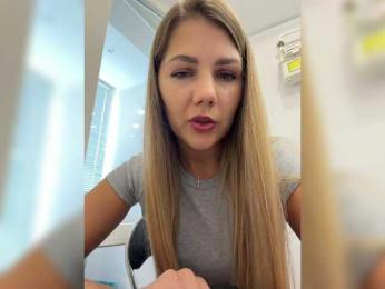 ValeriA98 webcam model stream image