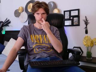Enzo Oret webcam model stream image