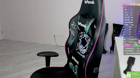 Latex_Kitty webcam model stream image