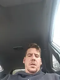 Titanhoott webcam model stream image