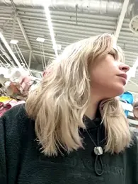 Cum_girlss webcam model stream image