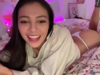 keirasworld webcam model stream image