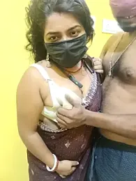 Naughty-Chaaya webcam model stream image