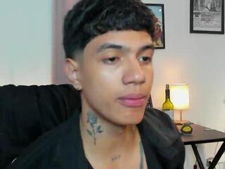 Aress Damon webcam model stream image