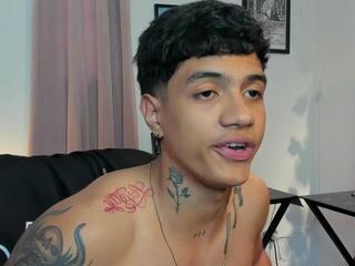 Aress Damon webcam model stream image