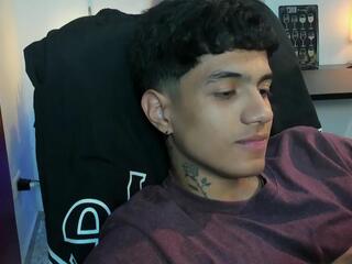 Aress Damon webcam flirt4free model stream image