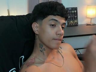 Aress Damon webcam model stream image