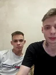 Modest-guys webcam model stream image