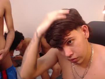 sneker_master7 webcam model stream image