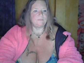 lady-vamp webcam model stream image