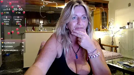 JennaDeluxe webcam stripchat model stream image