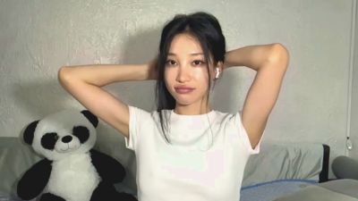 LorileeZolla webcam model stream image