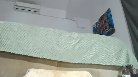 Bornforporn_ webcam stripchat model stream image
