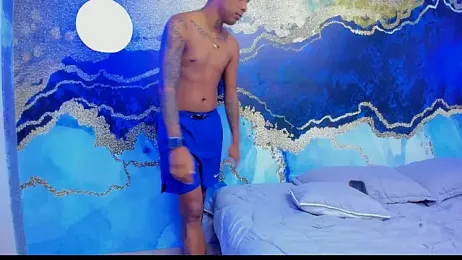 Juicy_Crew webcam model stream image