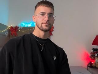 Forest Nichols webcam model stream image