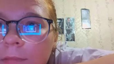 AzaleeKanz webcam model stream image