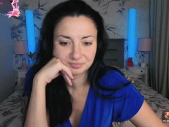 LadyyNoir webcam model stream image