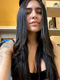 DaphneUwu webcam model stream image