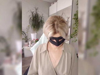 LOVEMENOW webcam model stream image