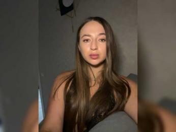 Alisaa-00 webcam model stream image