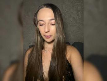 Alisaa-00 webcam model stream image