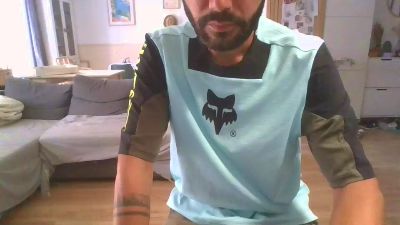 julespons08 webcam model stream image